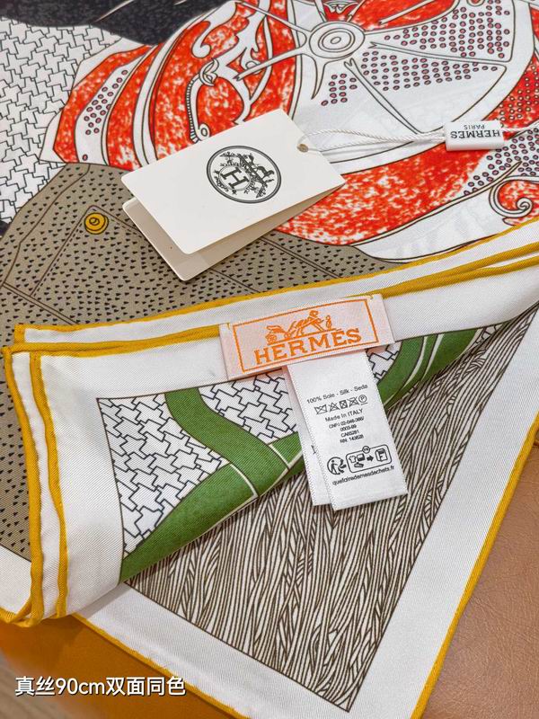 Hermes silk scarf 90X90cm E29 (14)