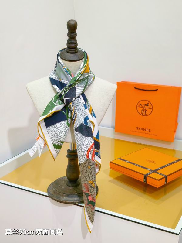 Hermes silk scarf 90X90cm E29 (17)