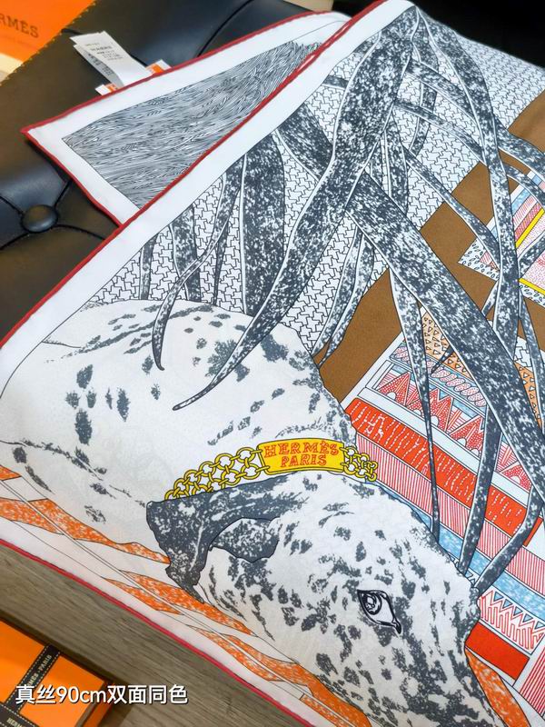 Hermes silk scarf 90X90cm E29 (22)