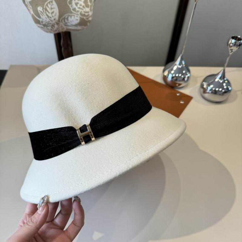 Hermes top hat (505)