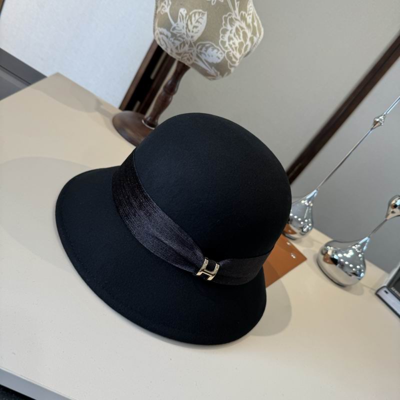 Hermes top hat (512)