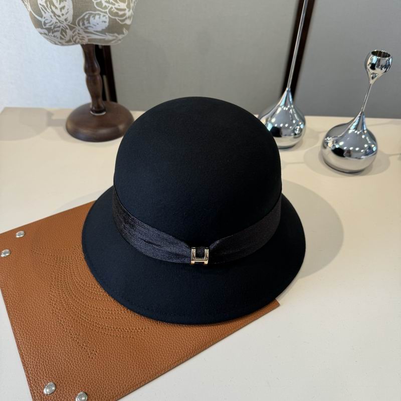 Hermes top hat (514)