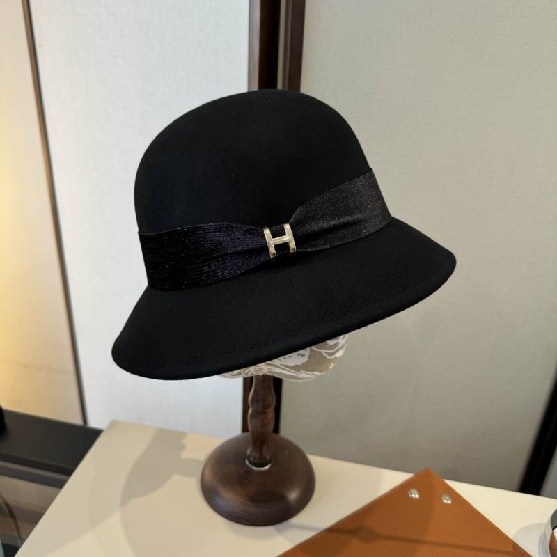 Hermes top hat (516)