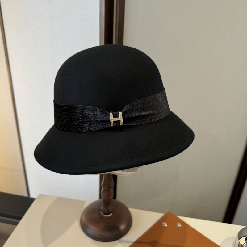 Hermes top hat (518)