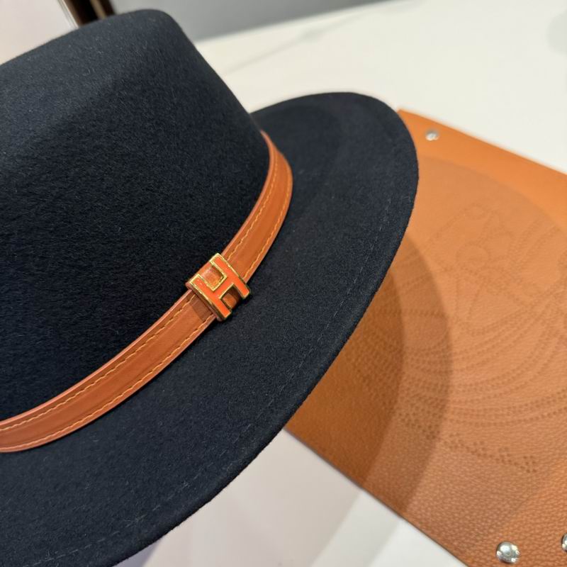Hermes top hat (602)