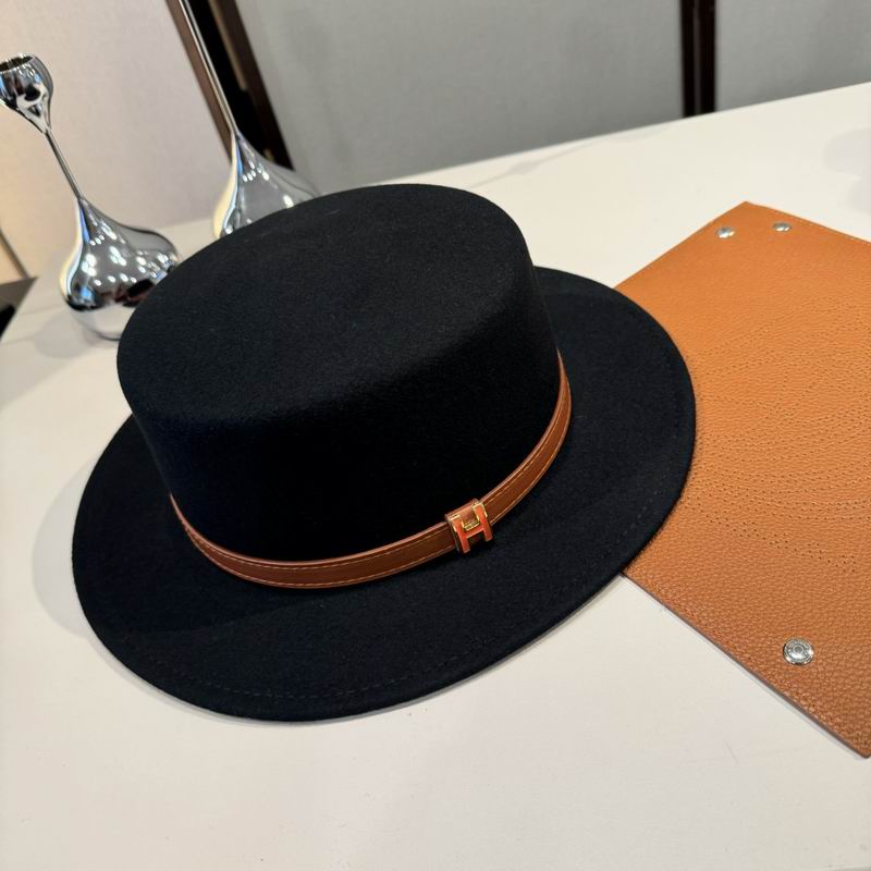 Hermes top hat (606)