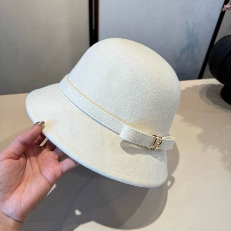 Hermes top hat (70)