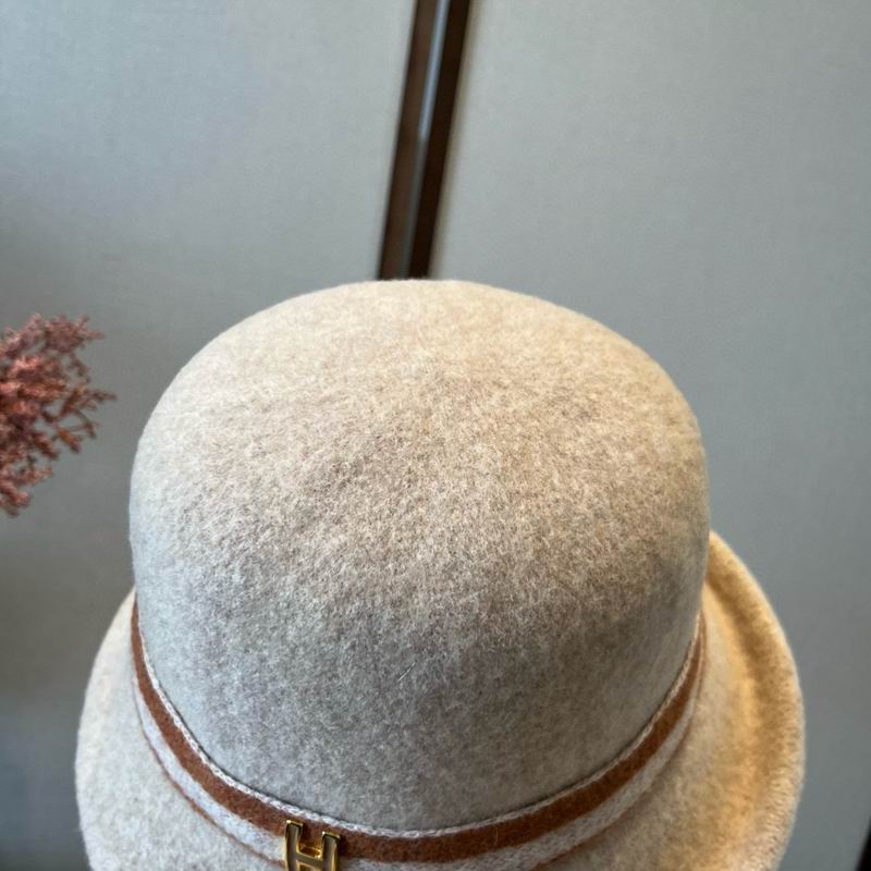 Hermes top hat (75)