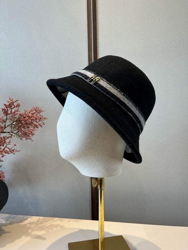 Hermes top hat (89)