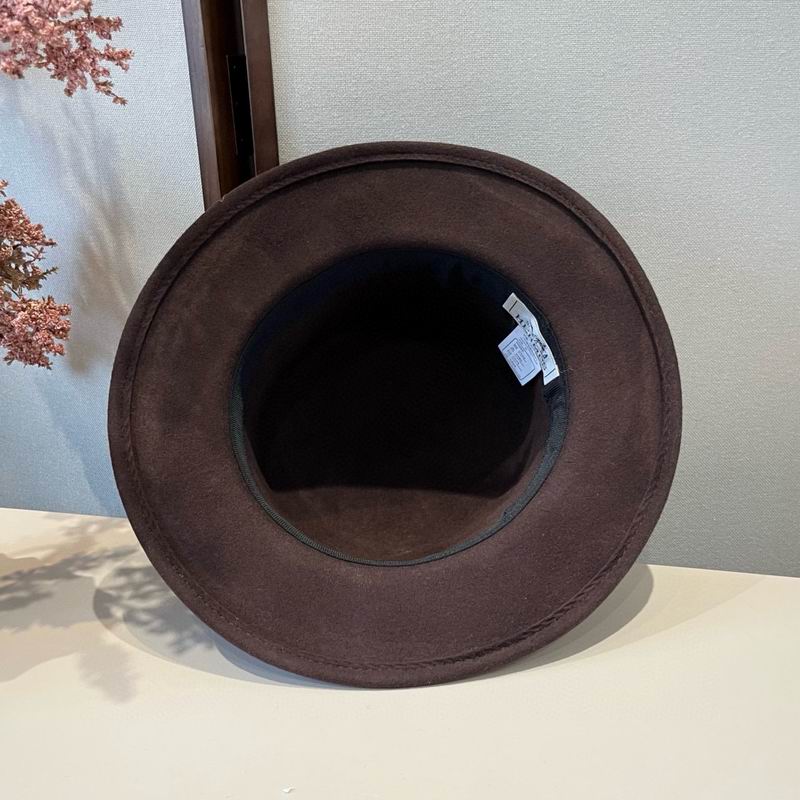 Hermes top hat (906)