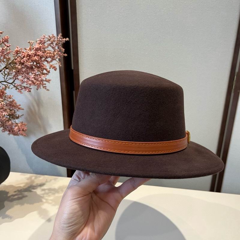 Hermes top hat (909)