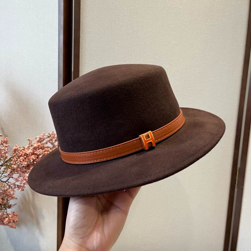 Hermes top hat (910)