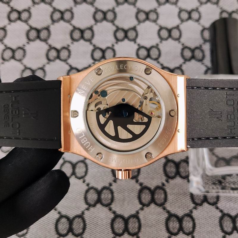 Hublot 42mm 76-Classic Fusion (3)