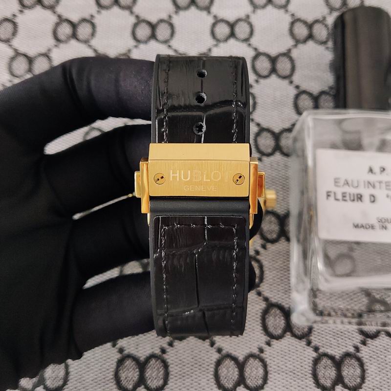 Hublot 42mm 77-Classic Fusion (1)