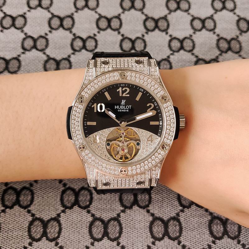 Hublot 42mm 79-Classic Fusion (1)