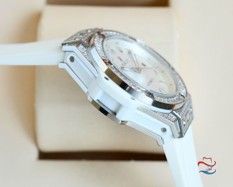 Hublot 43mm 03 (3)