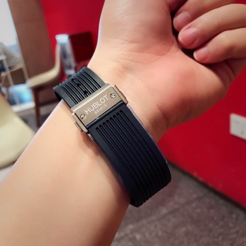 Hublot 43mm 15 (1)