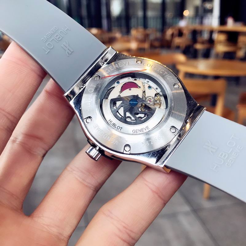 Hublot 43mm 16 (4)