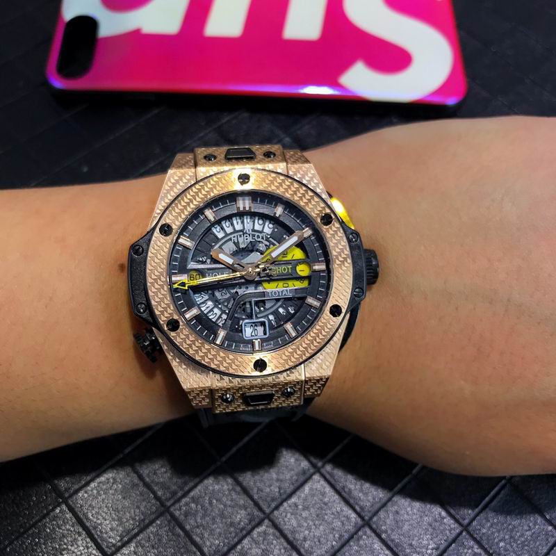 Hublot 43mm 18 (1)