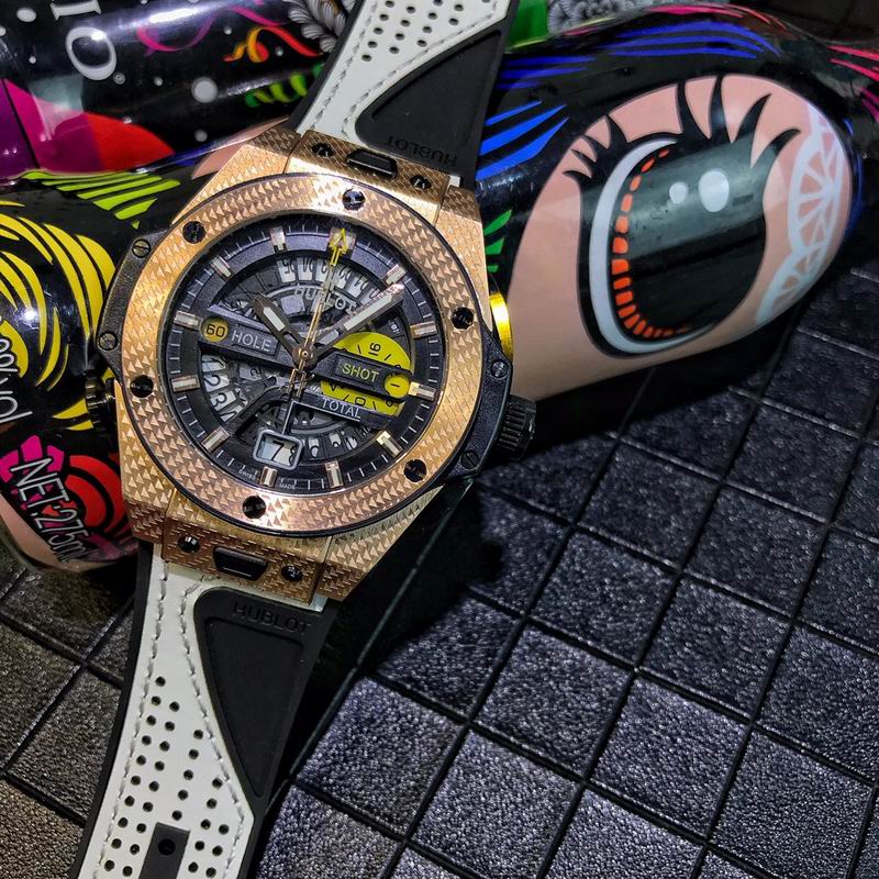 Hublot 43mm 18 (6)