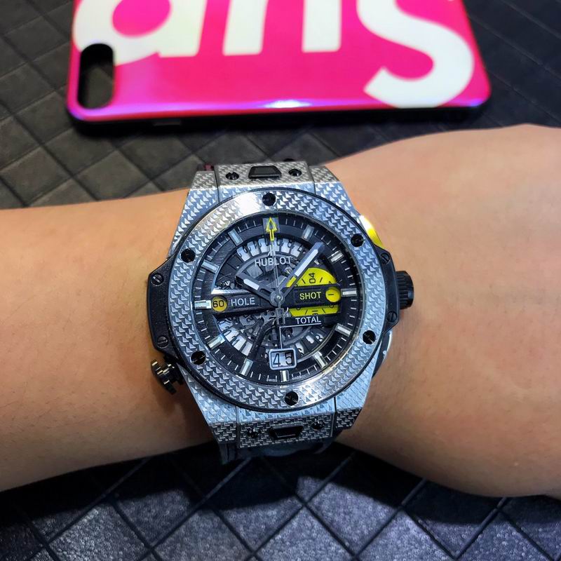 Hublot 43mm 19 (1)