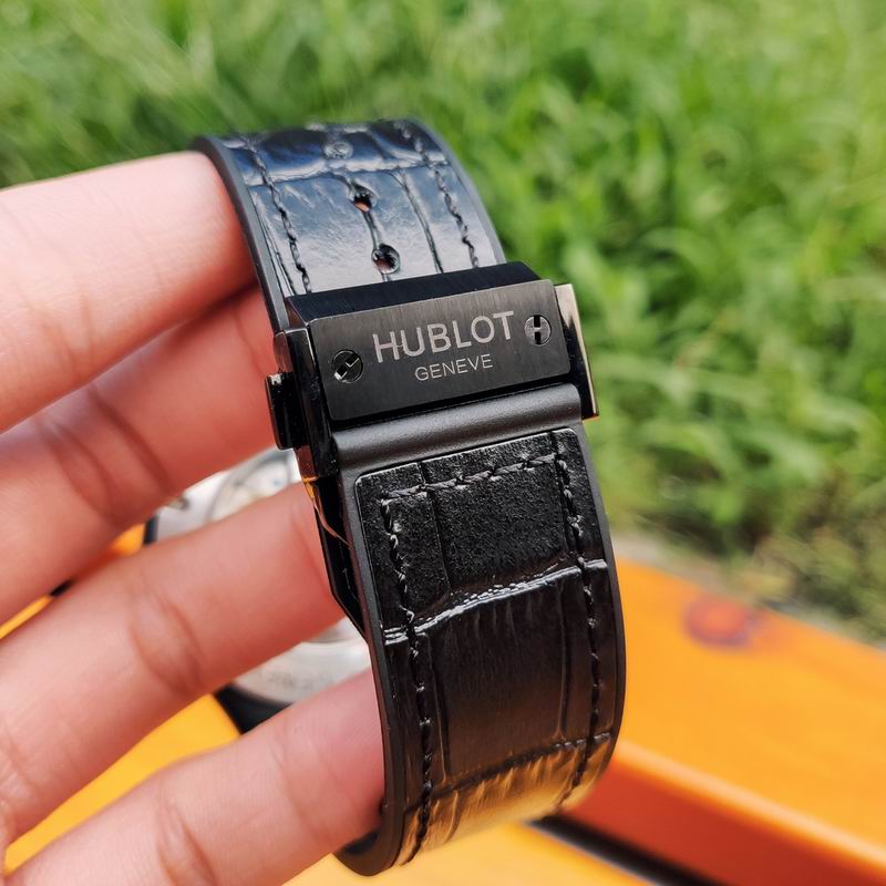 Hublot 43mm 44 (2)