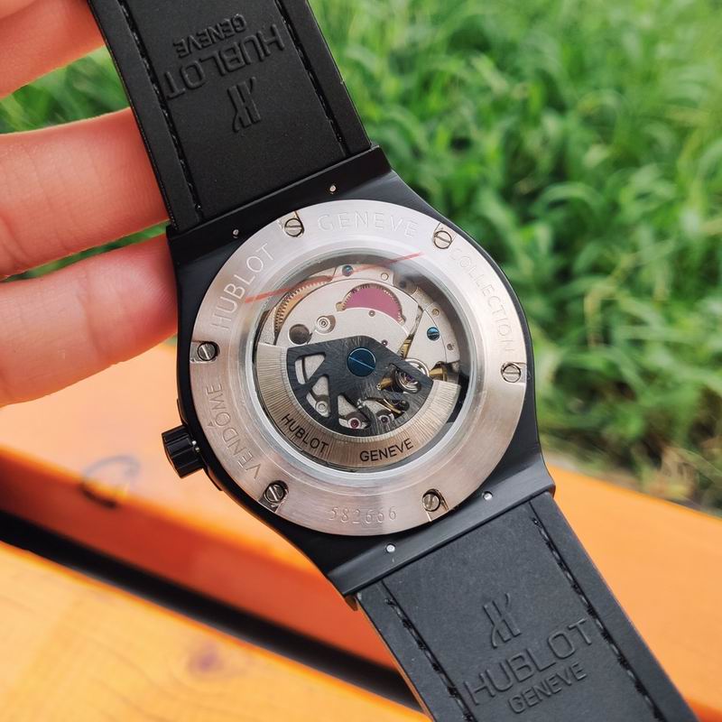 Hublot 43mm 44 (3)