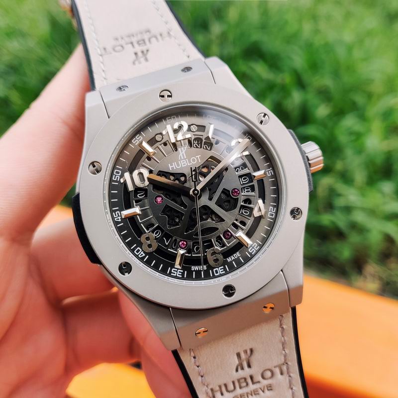 Hublot 43mm 45 (6)