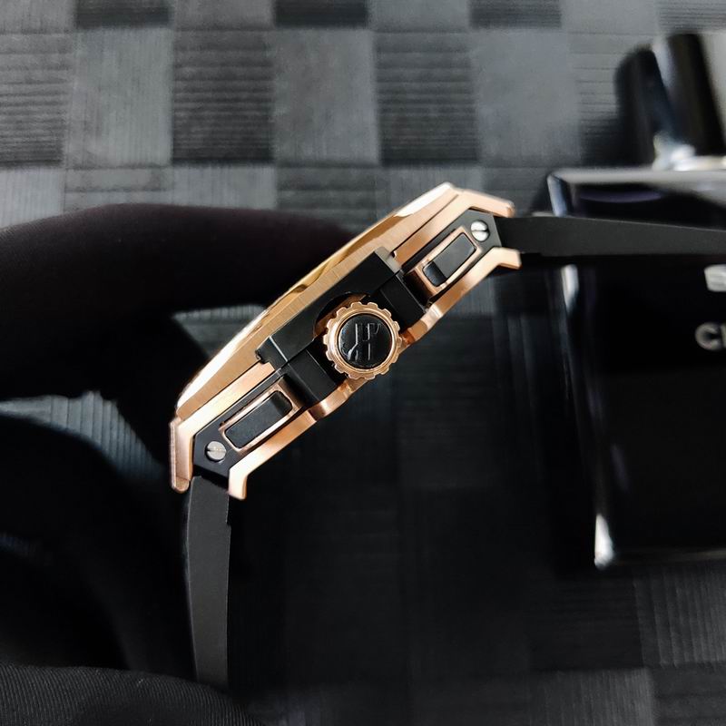 Hublot 43mm 88 (5)