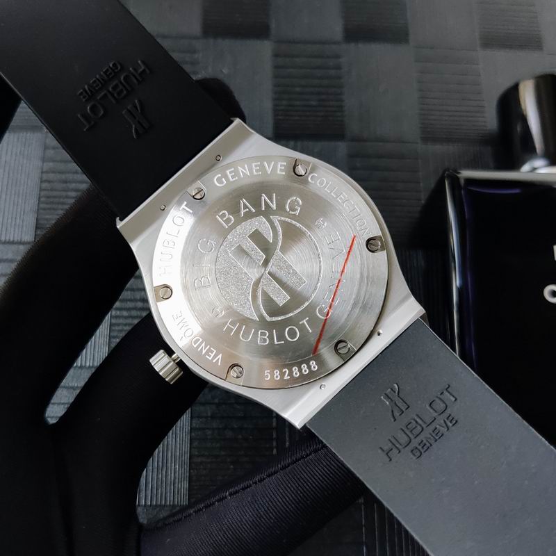 Hublot M42mm W33mm 100 (2)