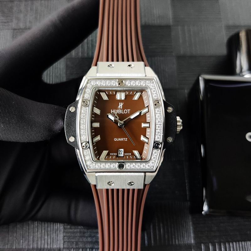 Hublot W38mm 107 (4)