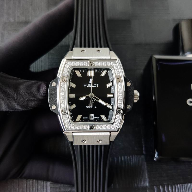 Hublot W38mm 107 (9)