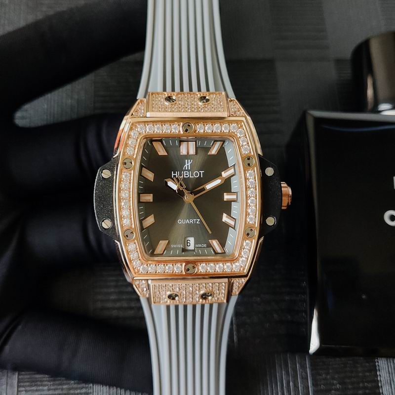 Hublot W38mm 109 (4)