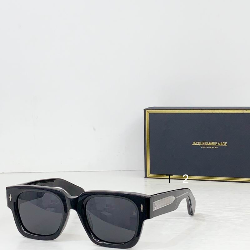 Jacques Marie Mag 091603 b03