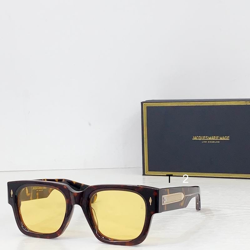 Jacques Marie Mag 091603 b07