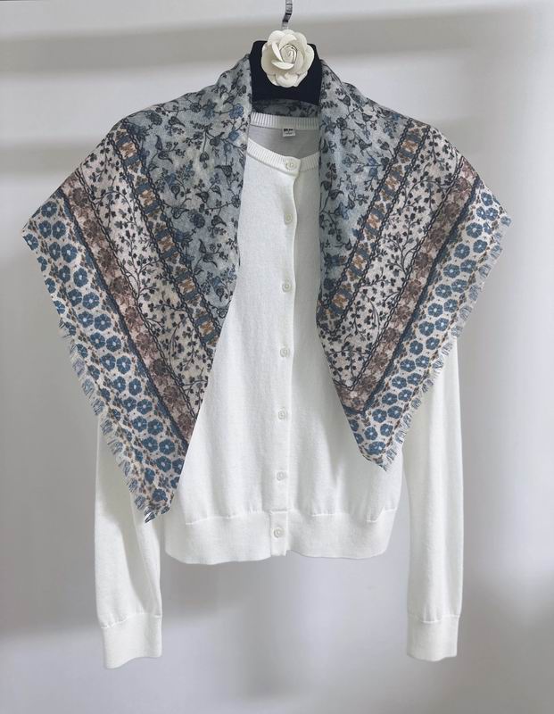 LP scarf 75X75cm E46 (5)