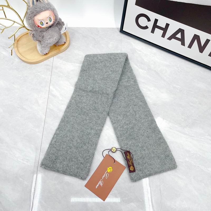 LP scarf dx (530)