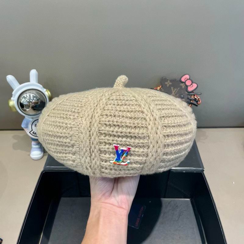 LV Beret (4)