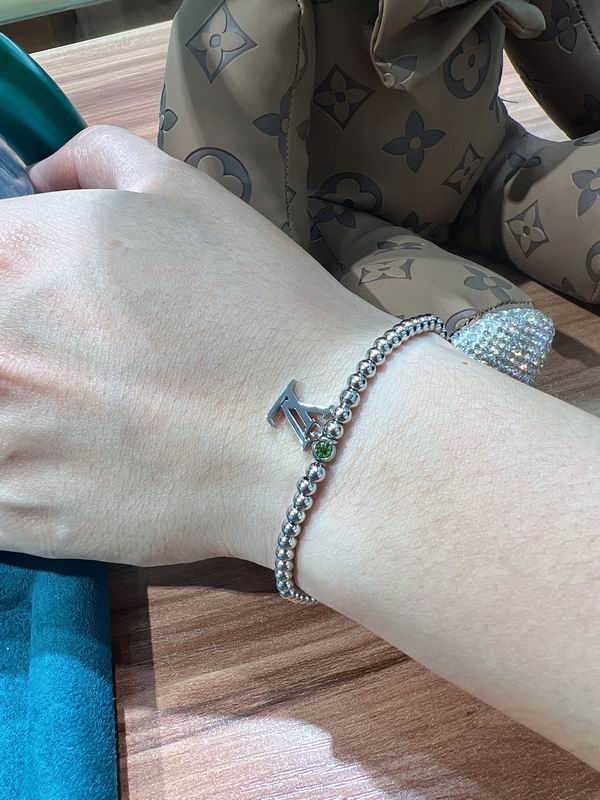LV Bracelet 07yxq04 (6)