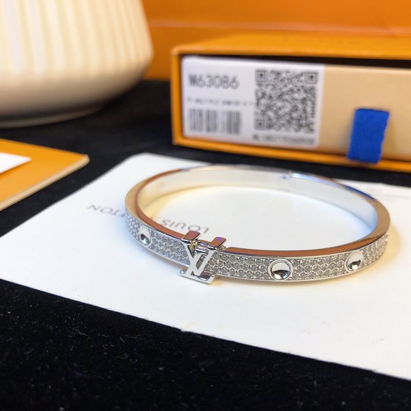 LV Bracelet 07yxq16 (5)
