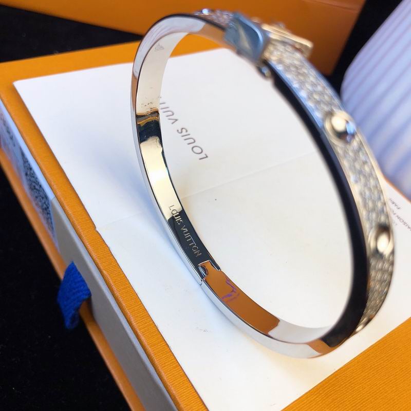 LV Bracelet 07yxq16 (6)