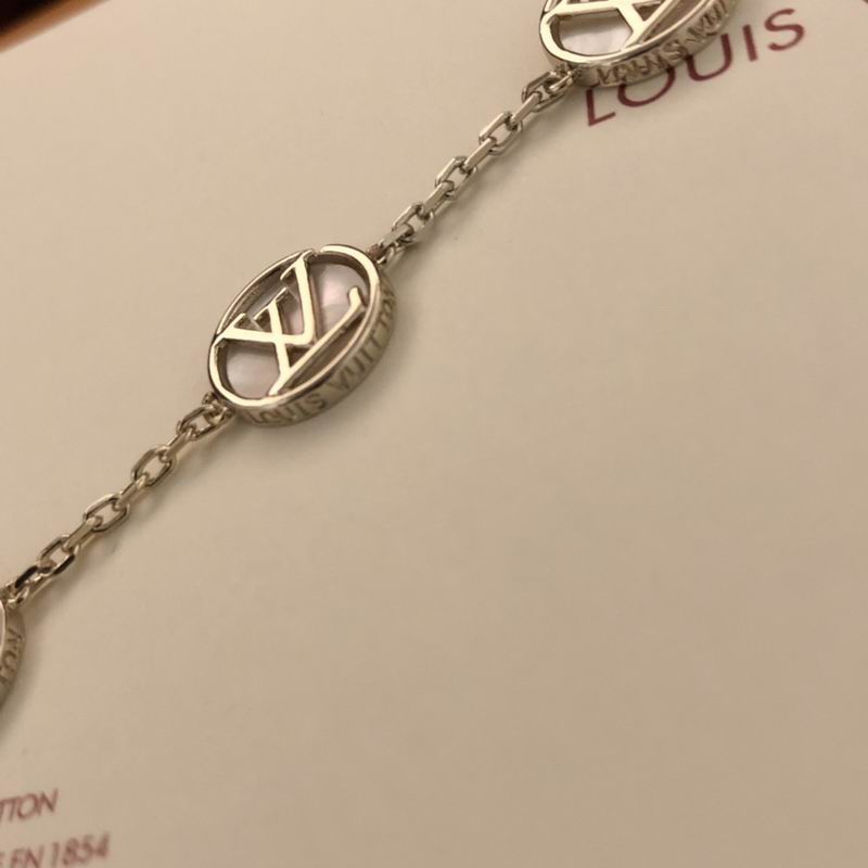 LV Bracelet 07yxq27 (6)