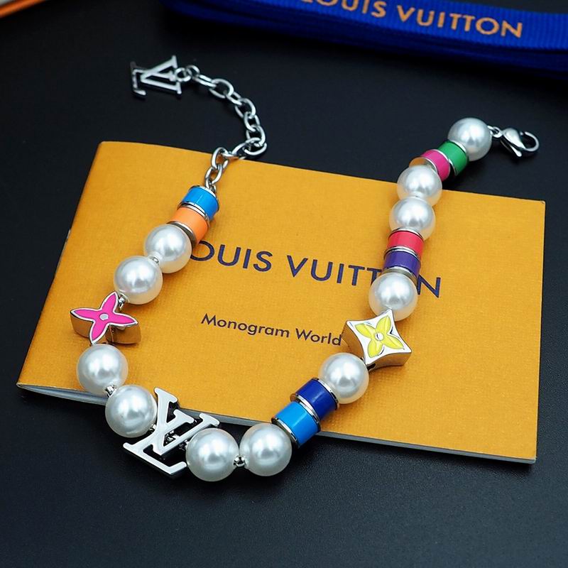 LV Bracelet 07yxq29 (6)