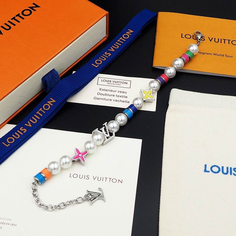 LV Bracelet 07yxq29 (8)