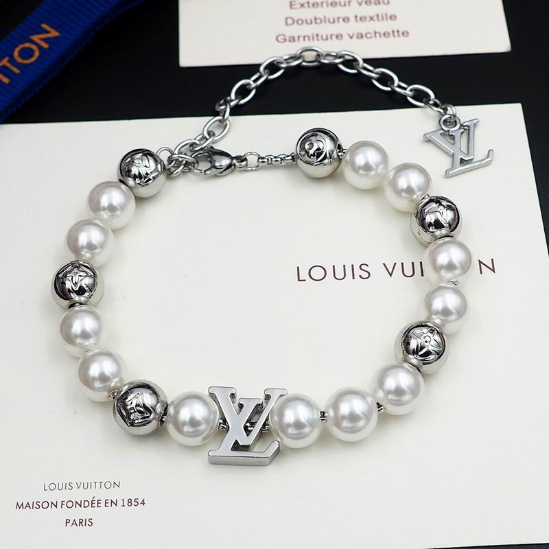 LV Bracelet 07yxq30 (3)