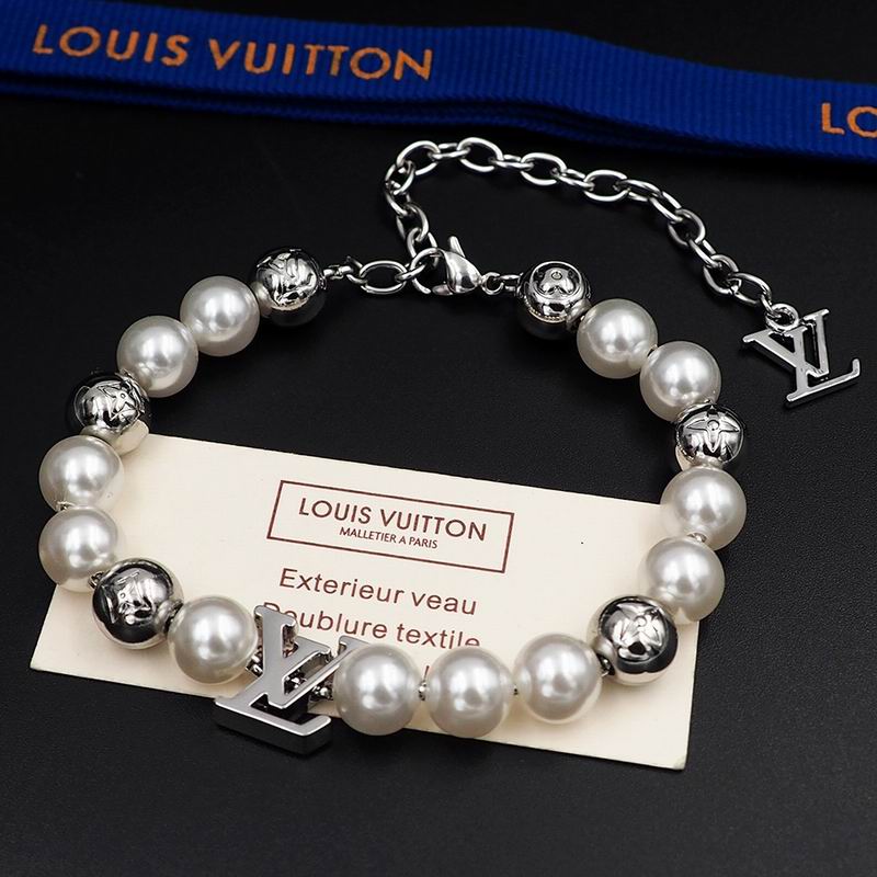 LV Bracelet 07yxq30 (8)