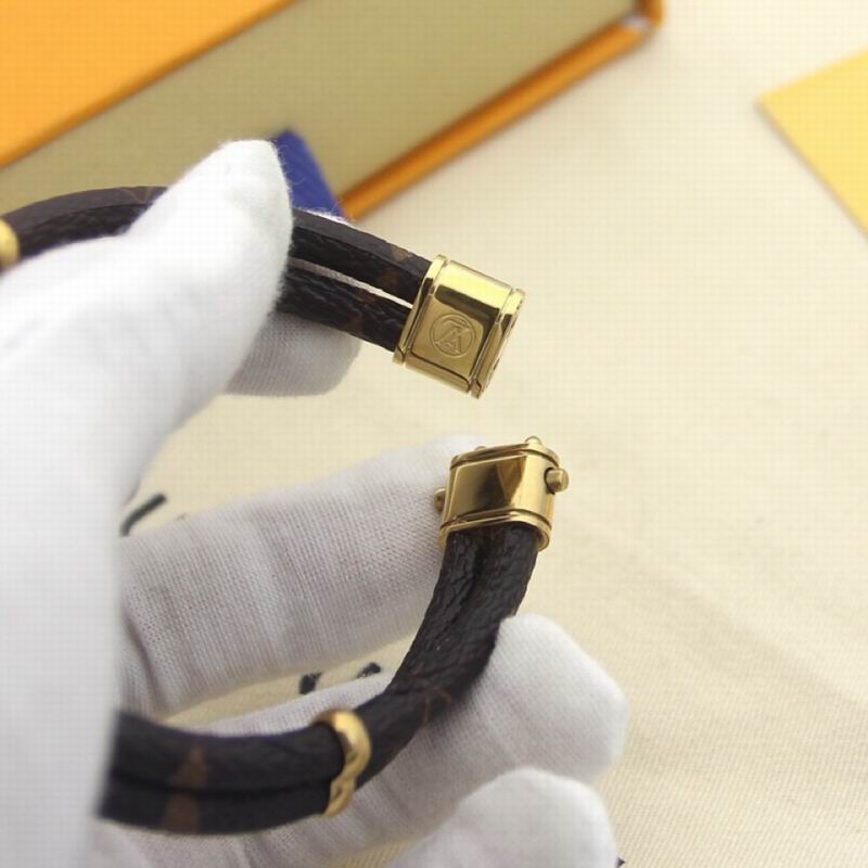 LV Bracelet 08yxq16 (7)