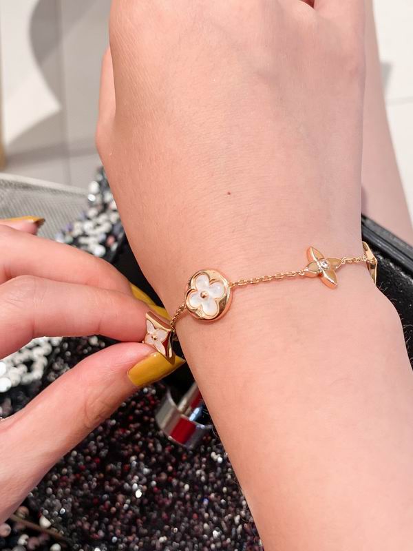 LV Bracelet 08yxq17 (7)