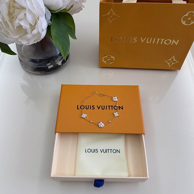 LV Bracelet 08yxq23 (2)
