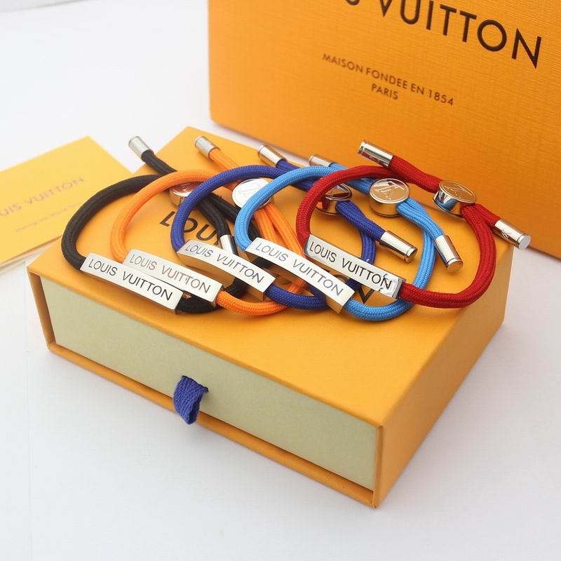 LV Bracelet 09yxq02 (5)